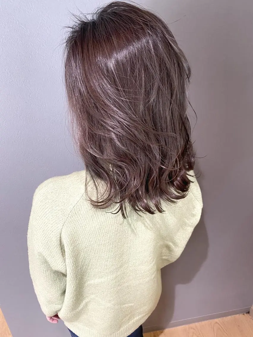 ミディアム カラー ヘアアレンジ ミディアムパーマ ハイライトカラー ハイライト トリートメント 夜23時まで予約🉑 reverieあきらのヘアスタイル