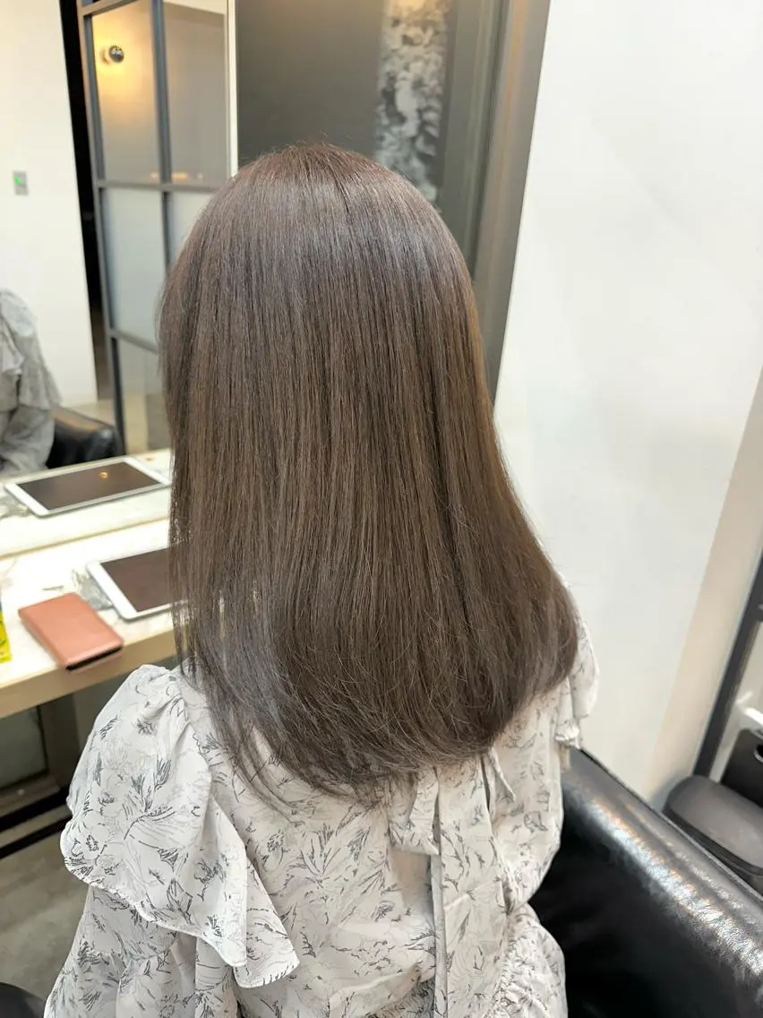 セミロング カラー カット ヘアカラー トリートメント 韓国レイヤー✨ yasuko銀座のヘアスタイル