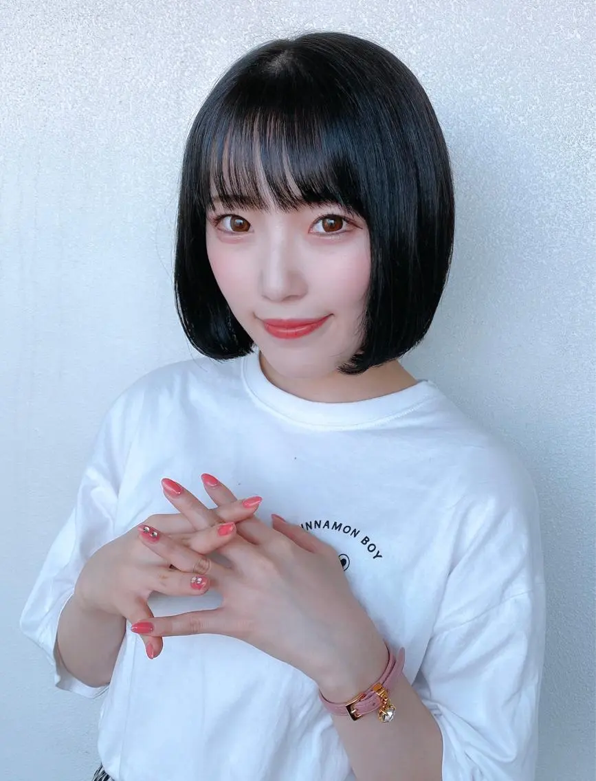 ショート カラー PINQ ピンクのヘアスタイル