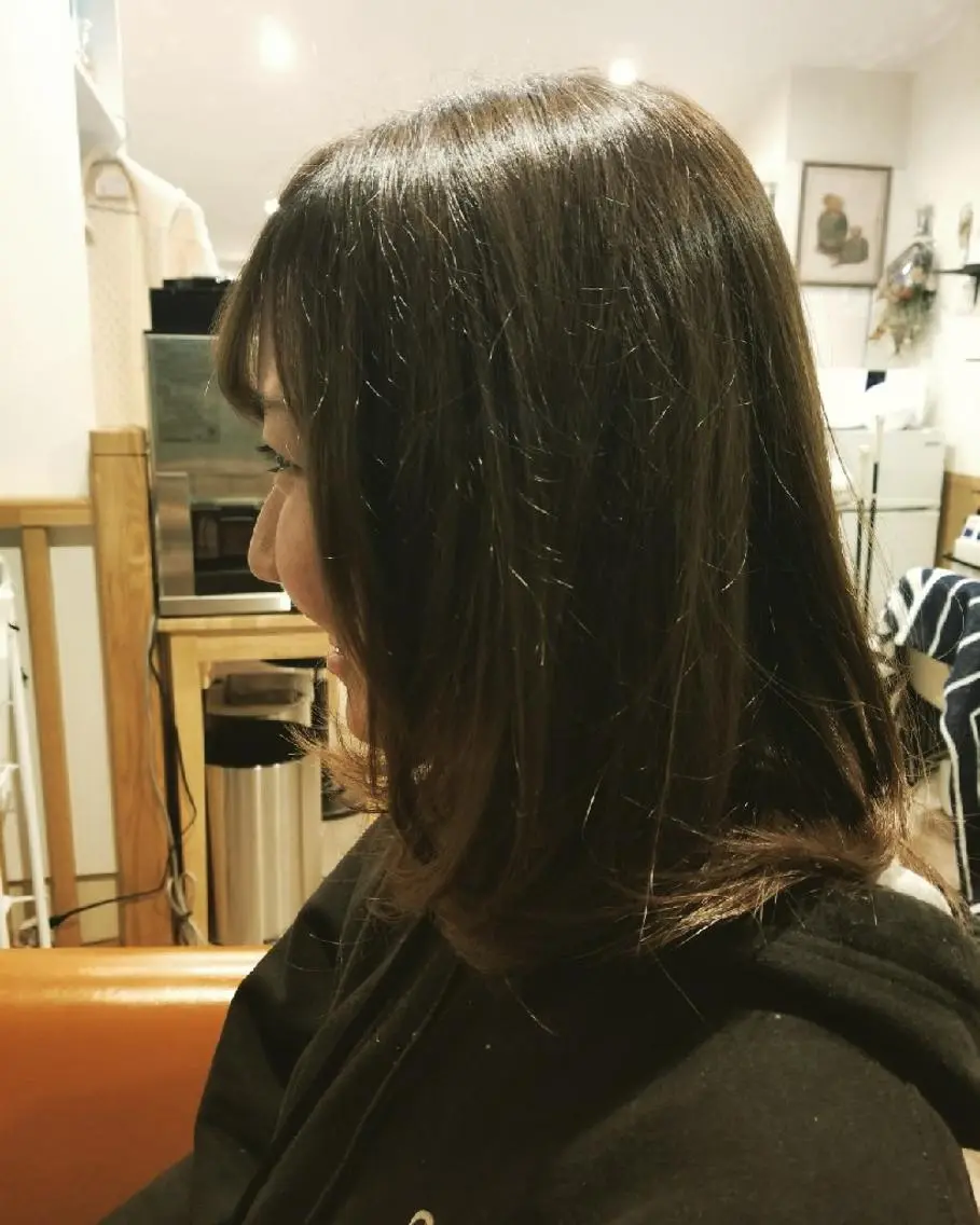 ミディアム アッシュ リラク spa hair ark 富井直美のヘアスタイル