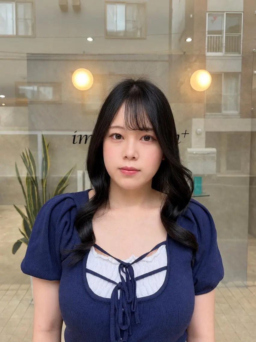 カラー ブリーチ 透明感カラー ラベンダーカラー 韓国ヘアケアブリーチ 莉奈のヘアスタイル