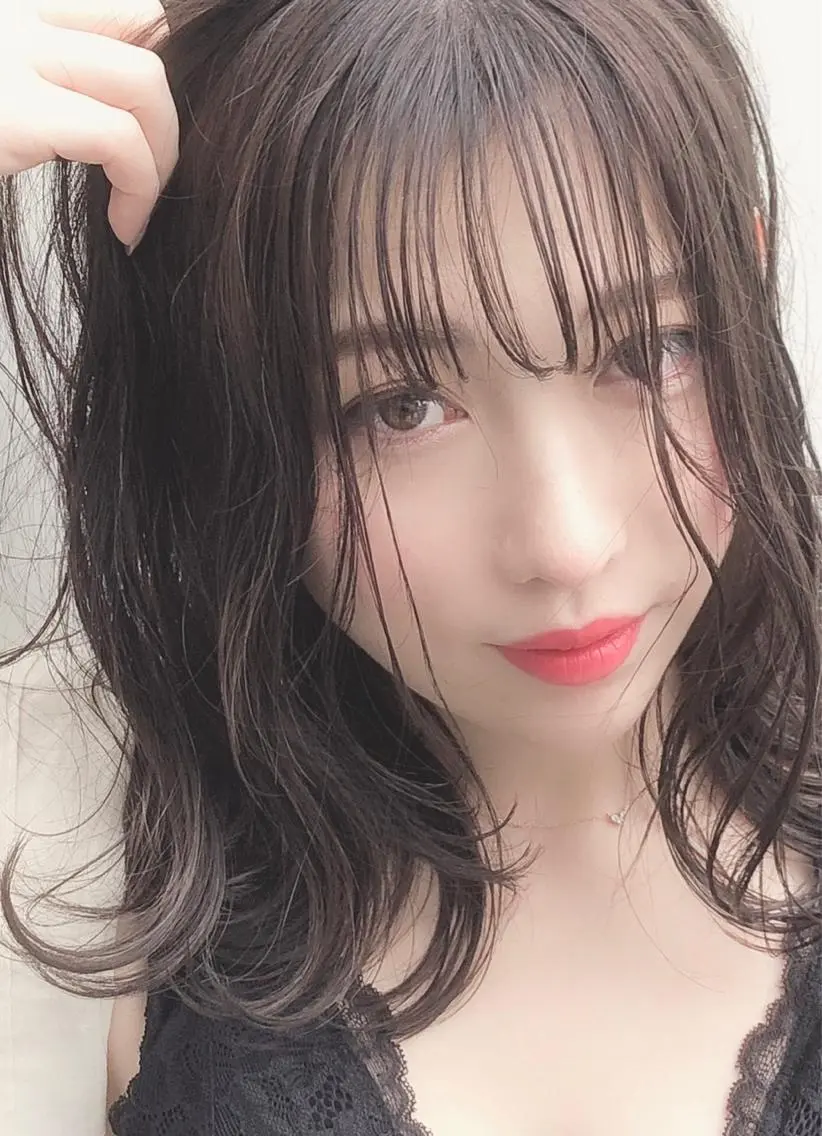 ミディアム Mika Haraguchiのヘアスタイル