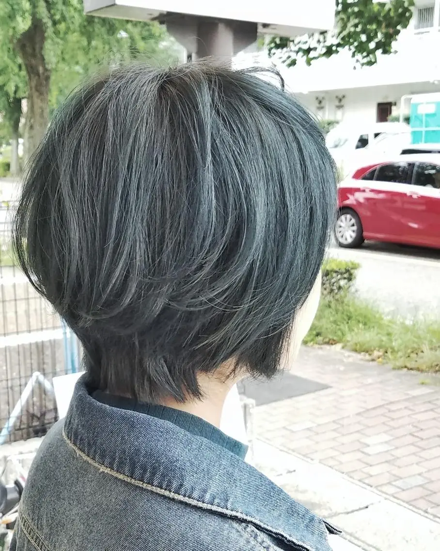 ショート カラー アディクシーカラー カット ヘアカラー くわやま まさきのヘアスタイル