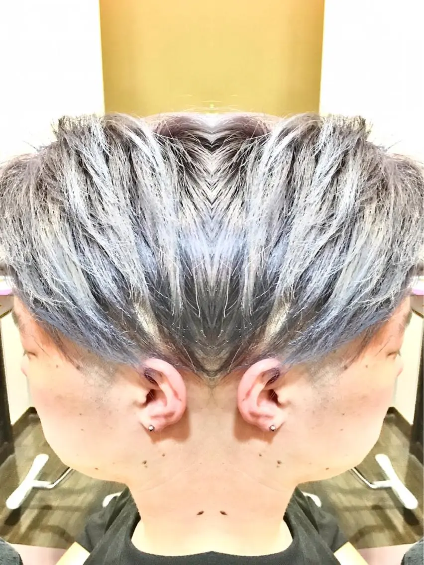 ショート カラー 透明感カラー シルバー 💎透明感カラー特化 💎TAISEIのヘアスタイル