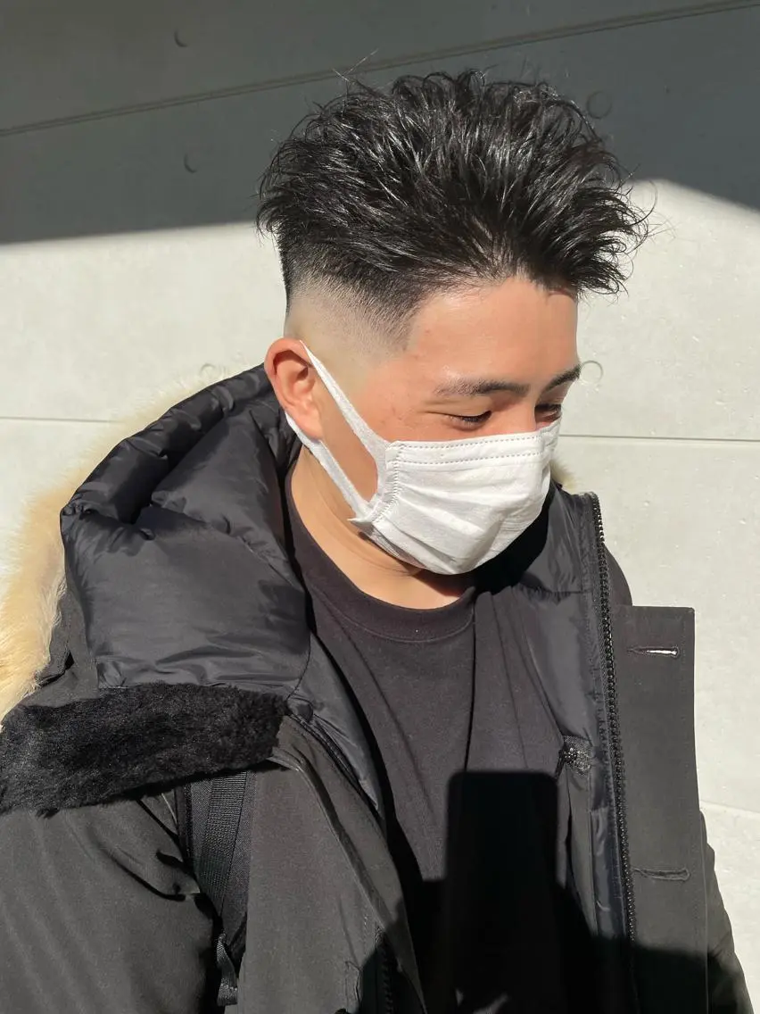 ショート メンズ フェードカット メンズヘア特化 崎田 成人のヘアスタイル
