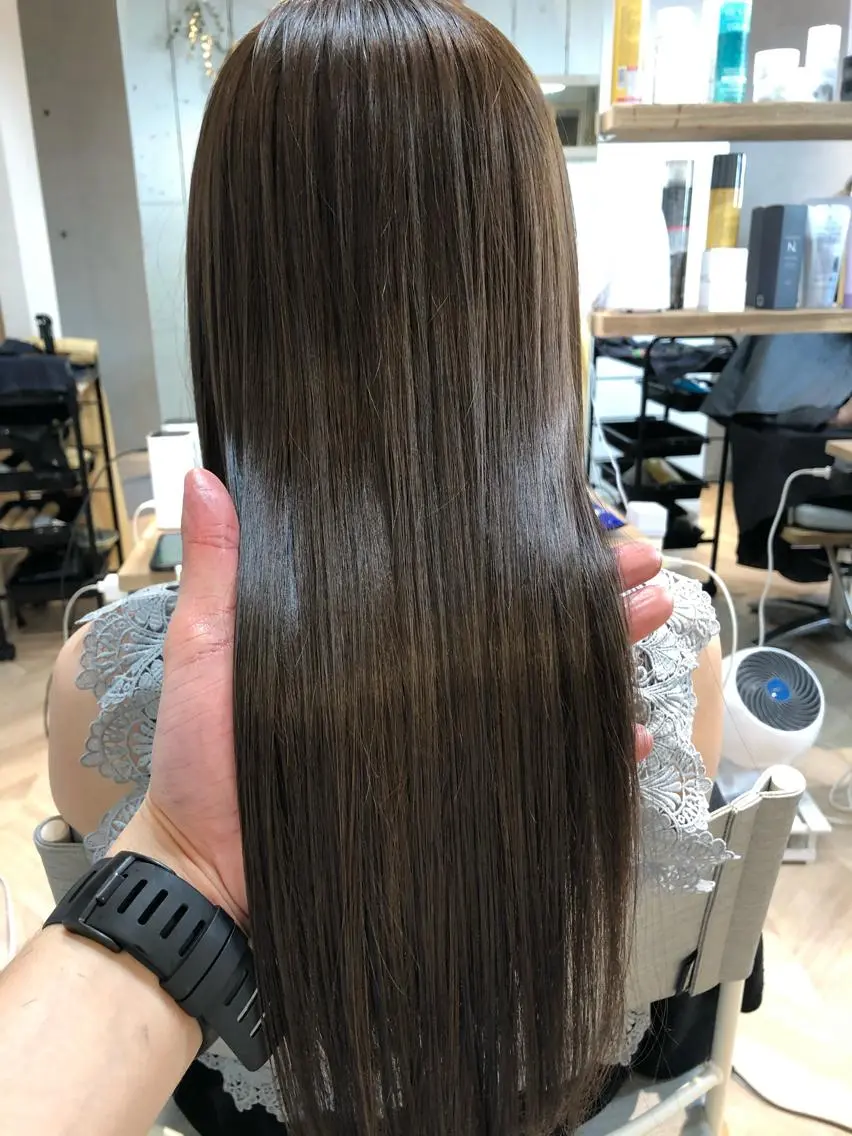 セミロング 西山 恵太郎のヘアスタイル