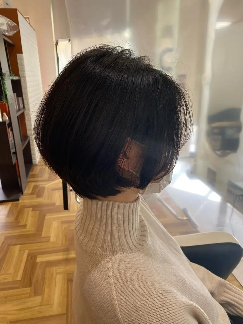 ショート ショートヘア カット 高木 麻知子のヘアスタイル