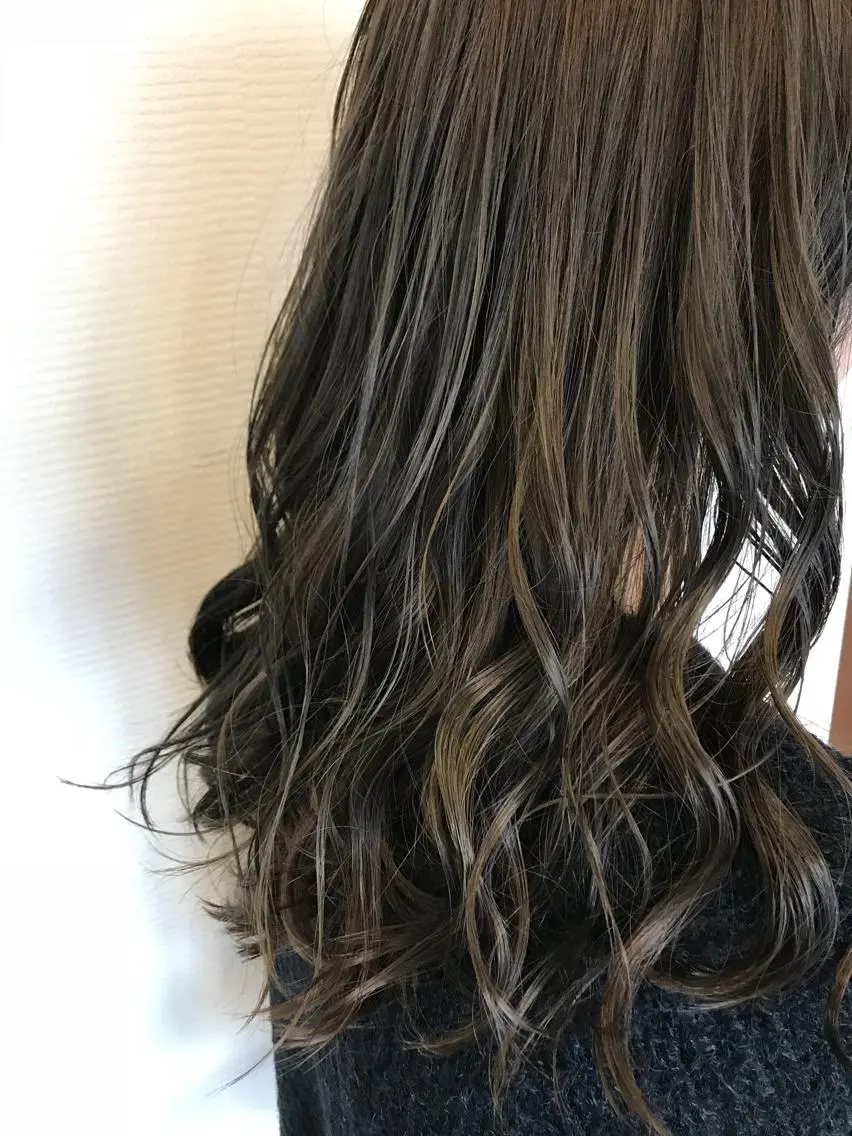 セミロング カラー パーマ 日比 貴大/ minim hairのヘアスタイル