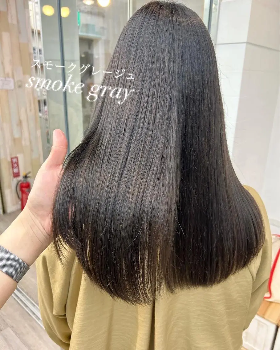 ロング カット ヘアカラー トリートメント ☀️透明感color KURO☀️のヘアスタイル