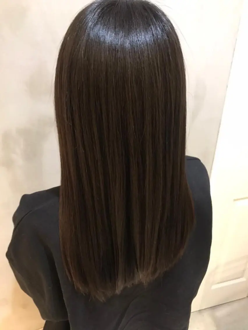 セミロング カラー ヘアアレンジ キッズ ネイル マツエク・マツパ 子どものヘアアレンジ セミロングパーマ アッシュ バレイヤージュ ベージュカラー 夜23時まで予約🉑 reverieあきらのヘアスタイル