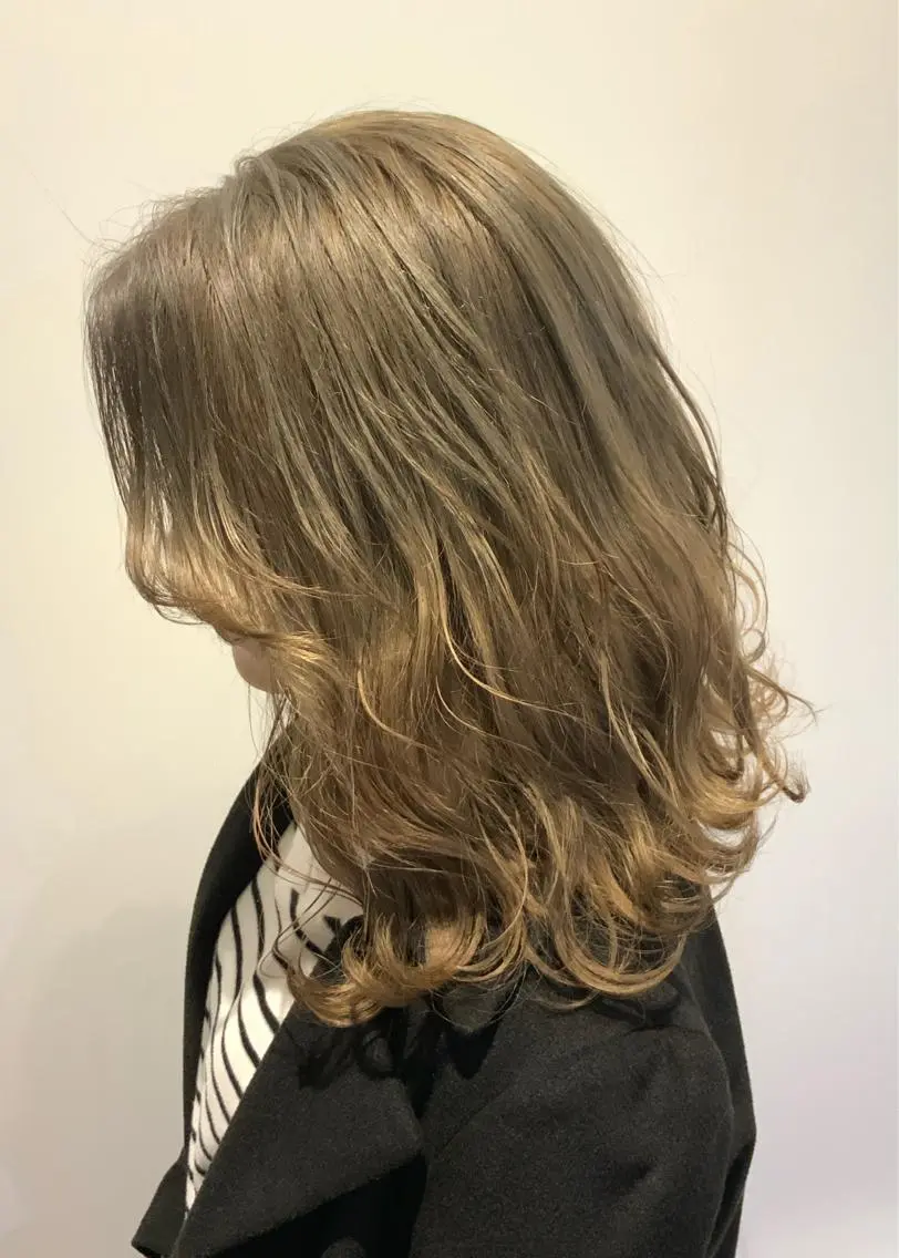 セミロング ヘアカラー 🍀favori🍀 kanekoのヘアスタイル