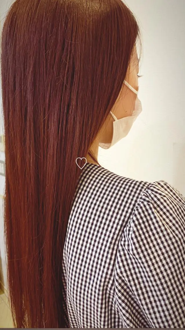 ロング カラー ブリーチ ブリーチなしカラー 厚地 伽寧のヘアスタイル