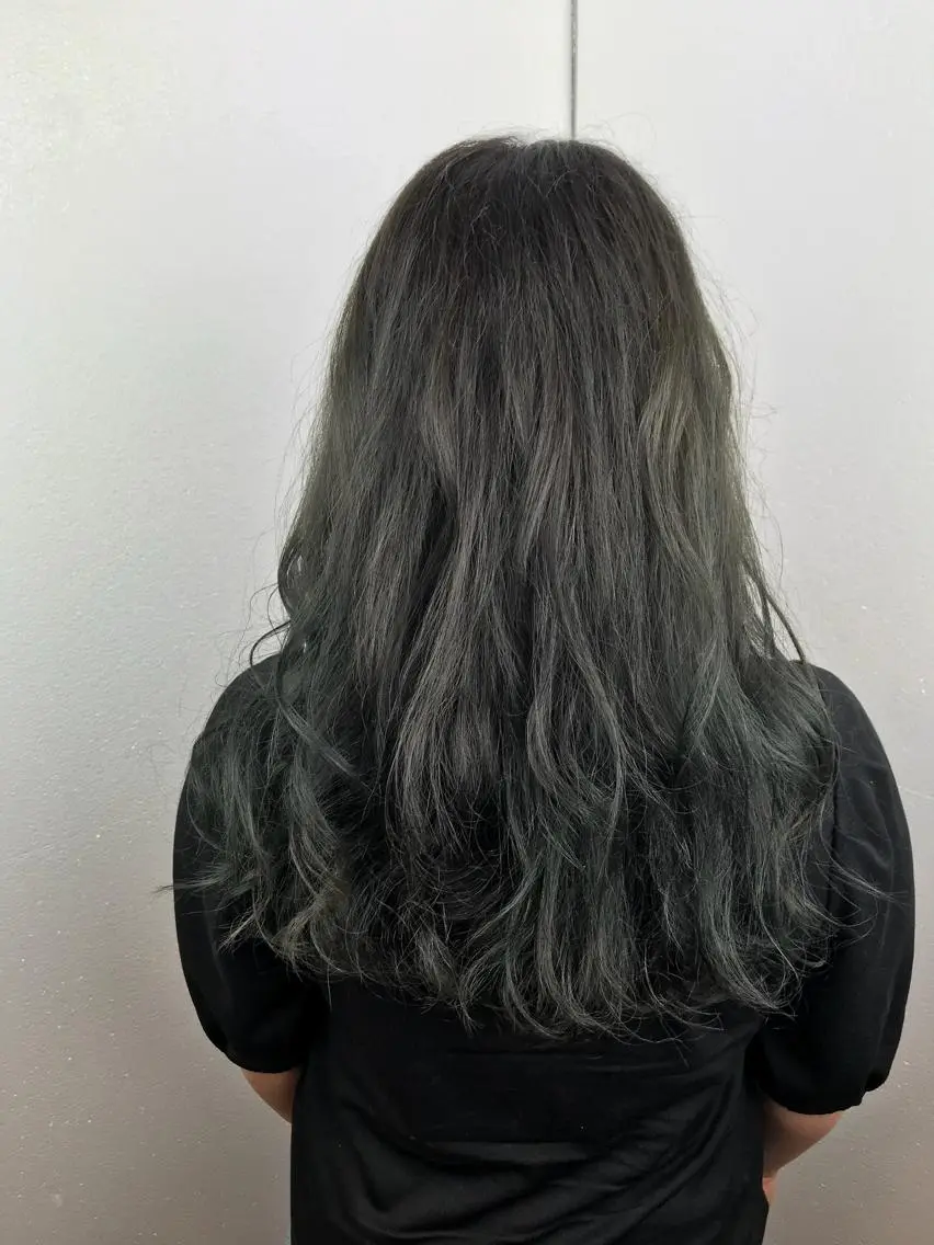 ロング カラー アッシュ ブルーカラー ブルーアッシュ 透明感カラー ダブルカラー ヘアカラー トリートメント デザインカラー🌈 高木リョウのヘアスタイル