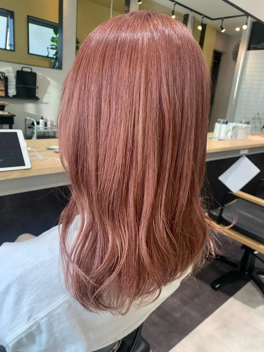 ミディアム カラー ベージュカラー ブリーチ ピンクカラー ピンクベージュ カット ヘアカラー トリートメント hubhair レイヤー/透明感のヘアスタイル