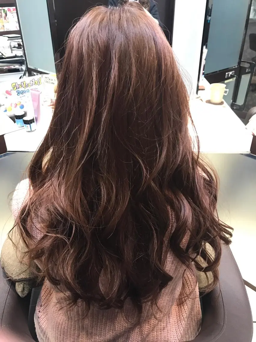 ロング カラー ヘアアレンジ ブリーチ ダブルカラー ピンクカラー スズキ シオリのヘアスタイル