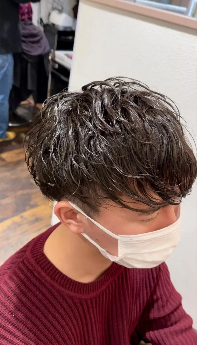 ショート パーマ メンズ カット パーマ 縮毛髪質改善カケル 透明感カラー✨のヘアスタイル