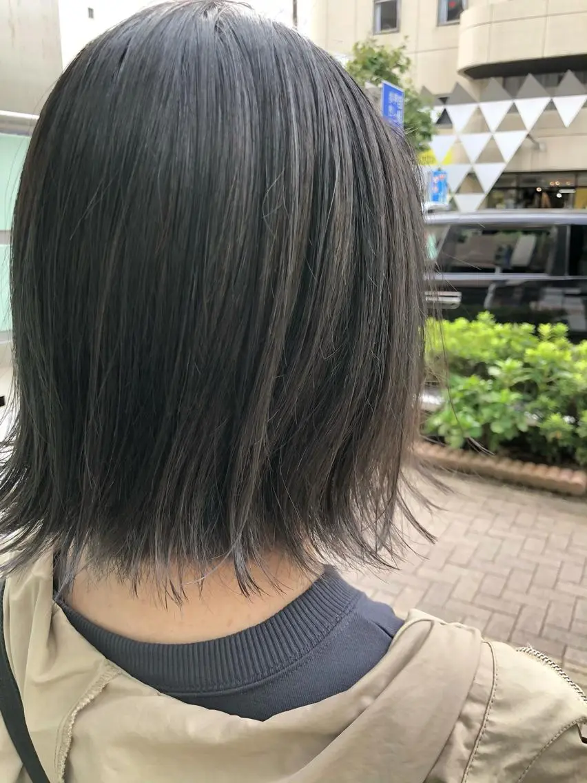 ショート カラー バレイヤージュ グレージュ アイスグレージュ レイヤーカット La fith 店長 城谷颯人のヘアスタイル