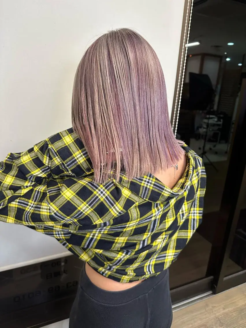 ショート カラー アッシュ ハイライトカラー ピンクカラー ピンクアッシュ ボブ カット ヘアカラー トリートメント ブリーチカラー🫧 森　凪沙のヘアスタイル