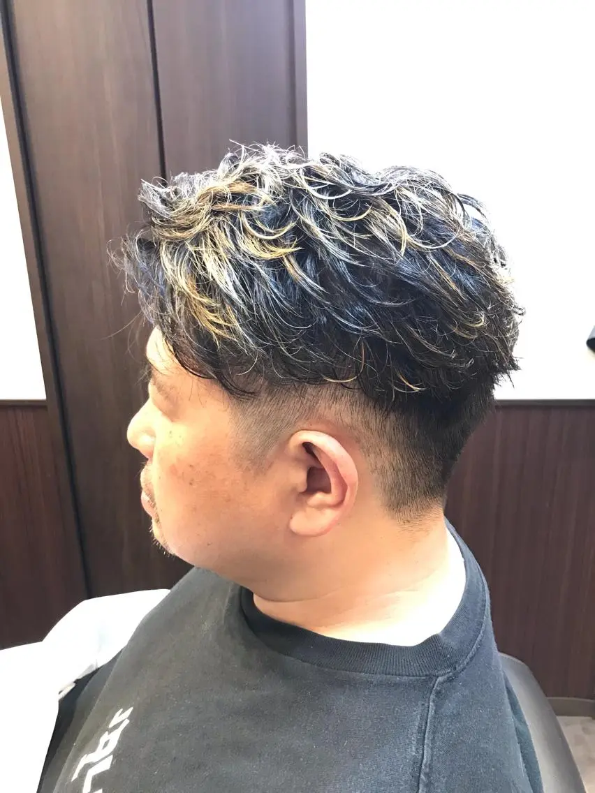 ショート パーマ メンズ 林 聖也のヘアスタイル