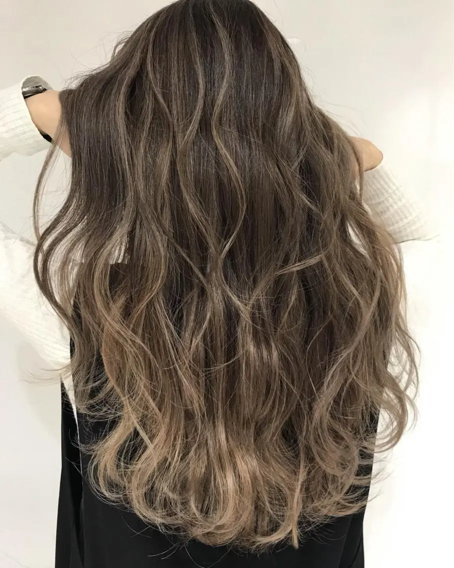 ロング ハイライト 北千住10分 肥高　壮汰のヘアスタイル