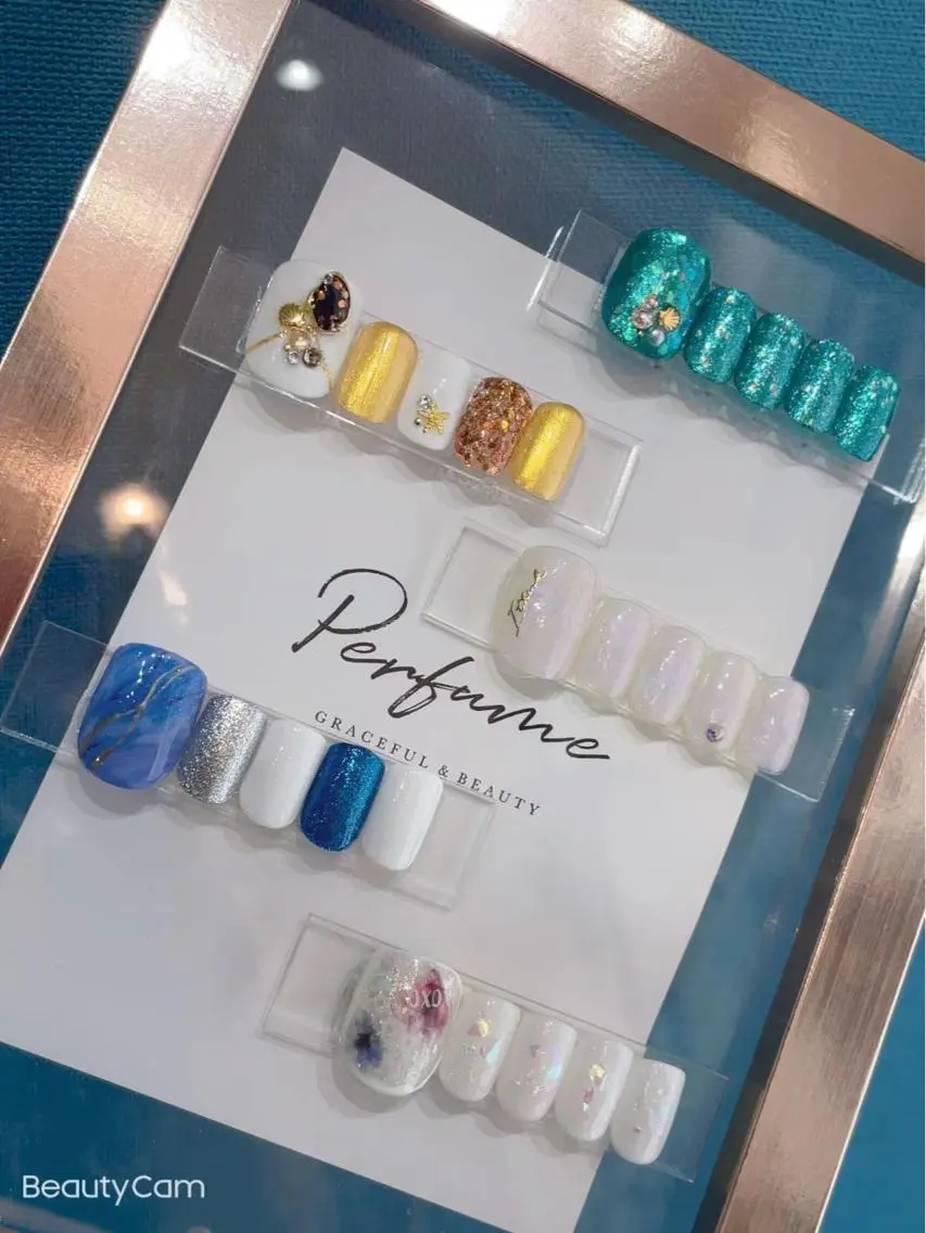 ネイル bijou nails 蓮のネイルデザイン