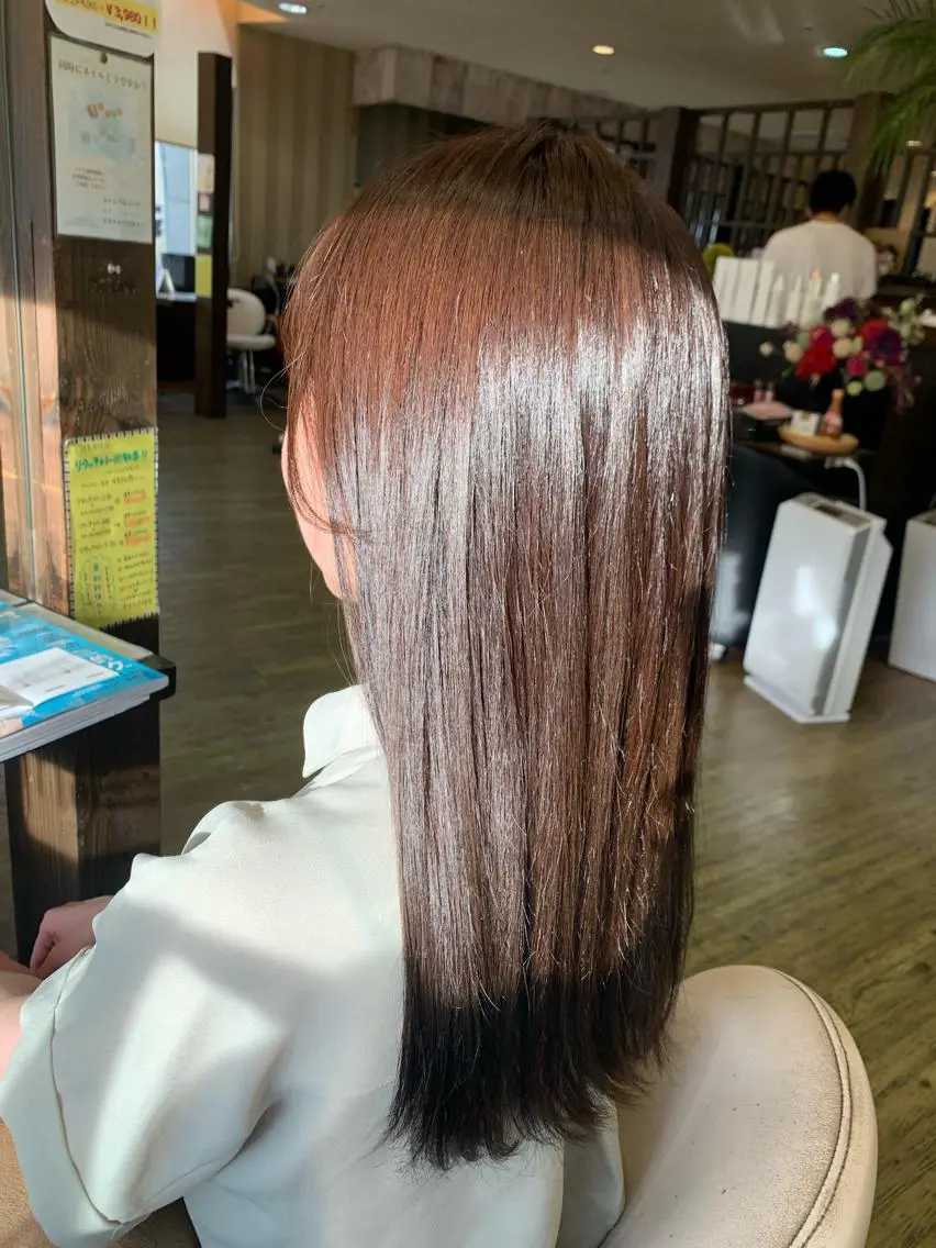 セミロング カット ヘアカラー トリートメント 佐藤 瑚碧のヘアスタイル