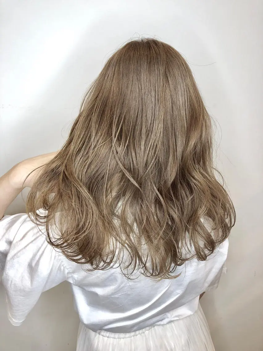 ミディアム カラー ヘアカラー トリートメント シールエクステ×美髪 改善/ヨシモトカンジのヘアスタイル