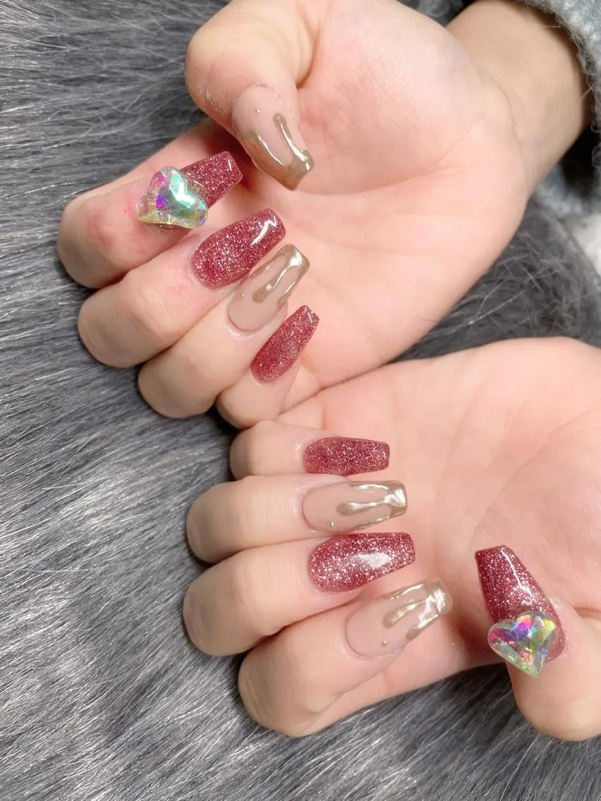 ミディアム ネイル ハンドネイル 《LB》ラブリエ Nail&eyeのマツエク・マツパデザイン