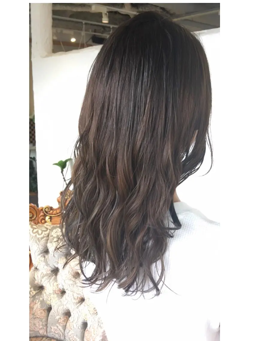 ロング カラー アッシュ アッシュブラウン ブラウンカラー エグチ アキラのヘアスタイル