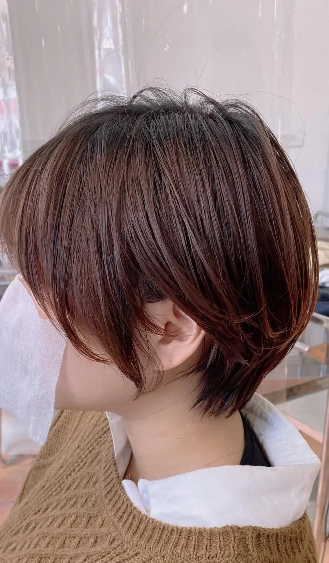 ショート ヘアカラー カラー特化 横川　翔希のヘアスタイル