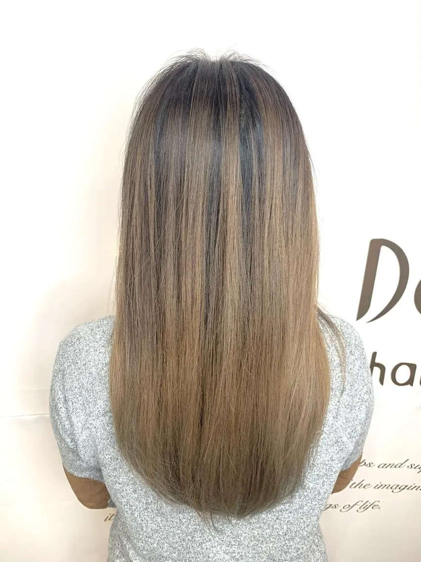 セミロング カラー パーマ ヘアアレンジ メンズ キッズ ネイル マツエク・マツパ 髪質改善 艶髪🔵フセナオヤのヘアスタイル