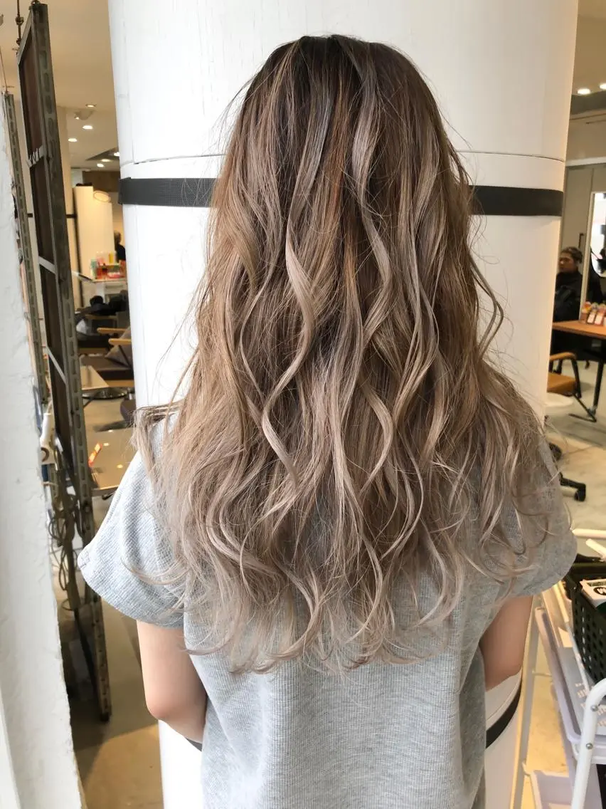 ロング カラー welring hair salonのヘアスタイル