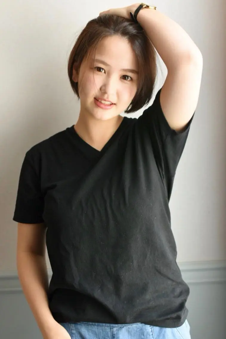 ショート カラー 中村 瑛秀のヘアスタイル