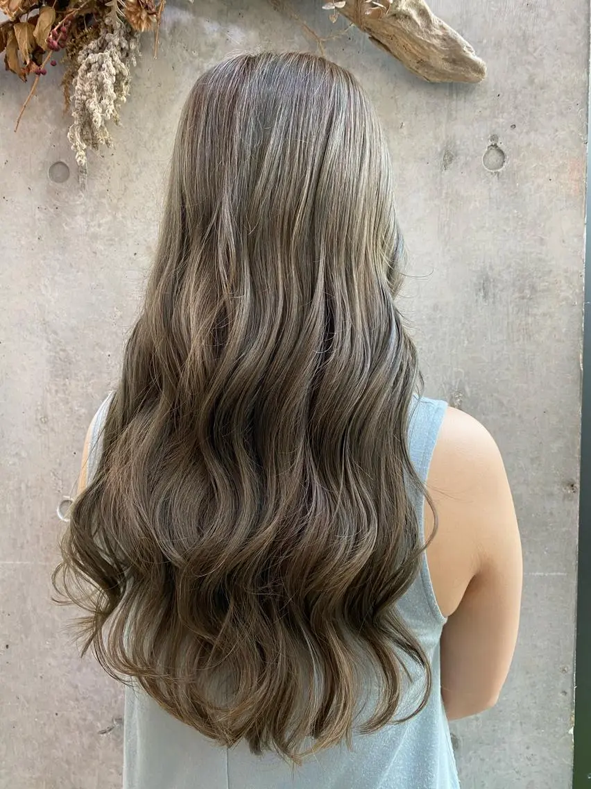 ロング ハイライト 愛されヘア♪ 大森春奈のヘアスタイル