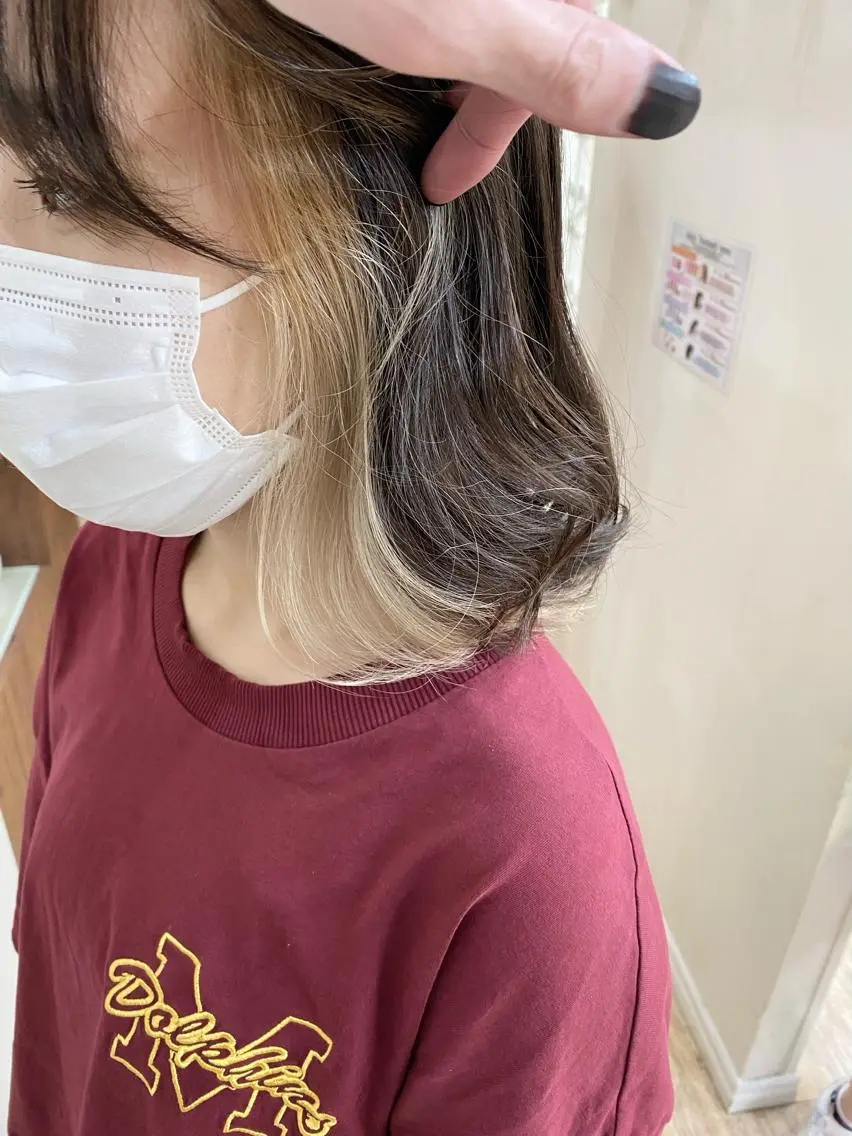 カラー SALOWIN栄 高須大貴のヘアスタイル