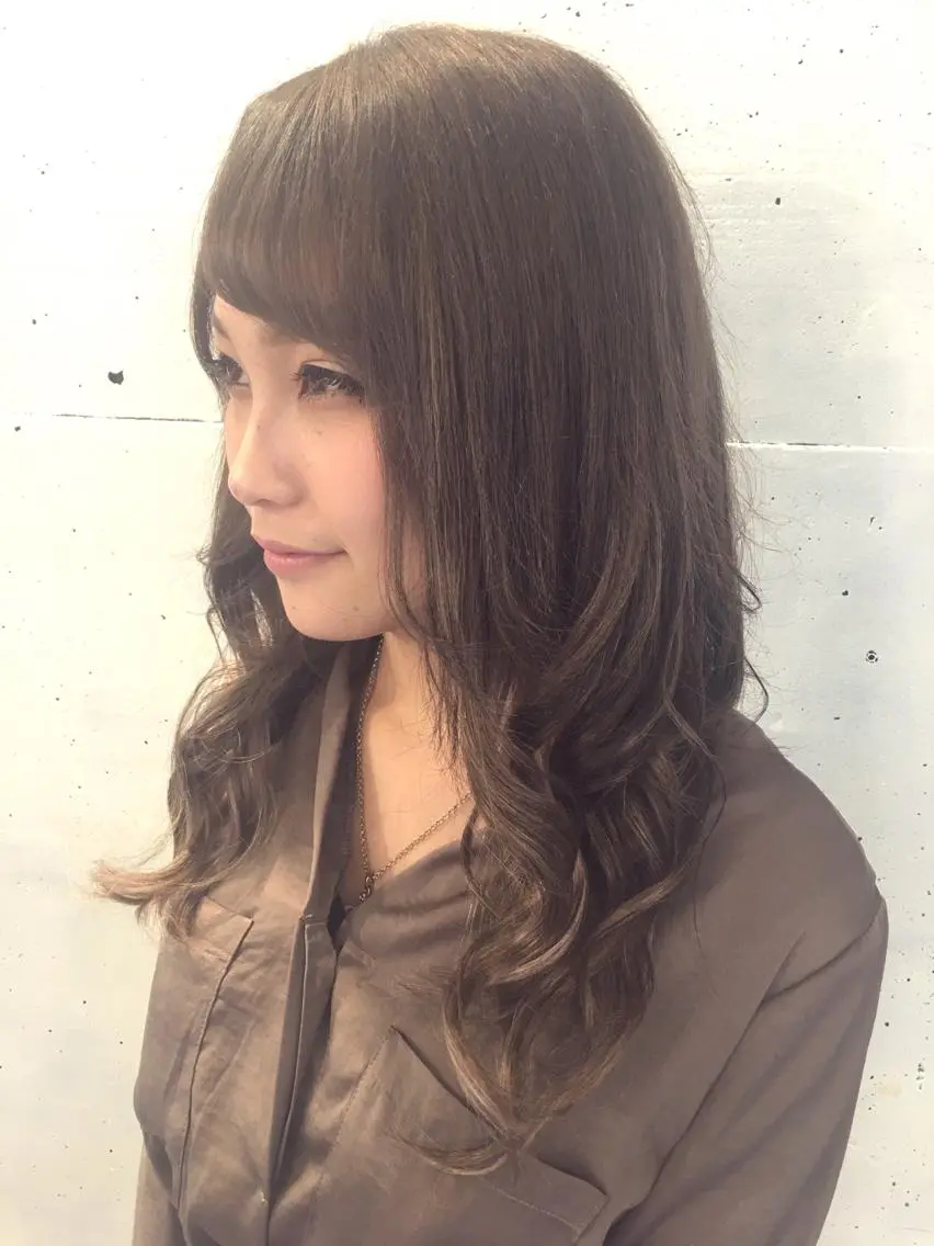 ミディアム カラー エクステ BREK 袋井店のヘアスタイル
