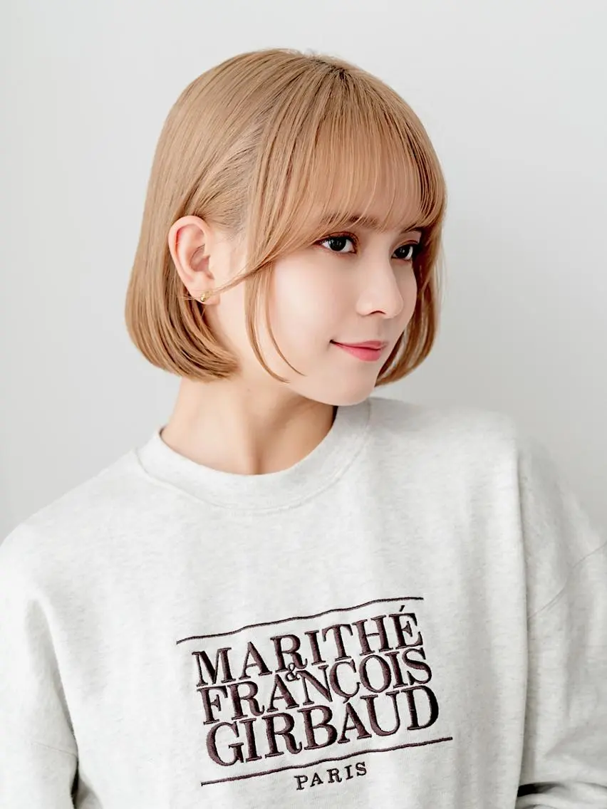 ショート カラー 切りっぱなしボブ ベージュカラー ブリーチ 透明感カラー ハイトーンカラー カット ヘアカラー beauty: beast 熊本店のヘアスタイル