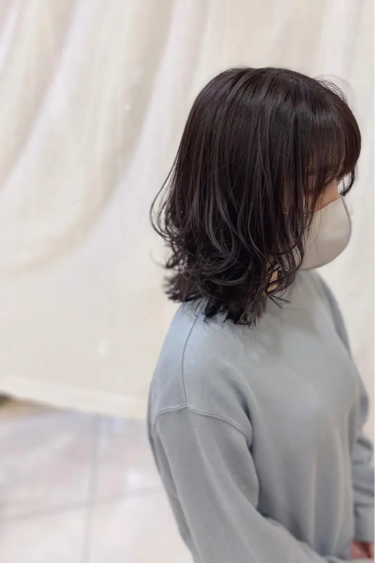 ミディアム パープルカラー シールエクステ専門店 Spira藤崎宮のヘアスタイル