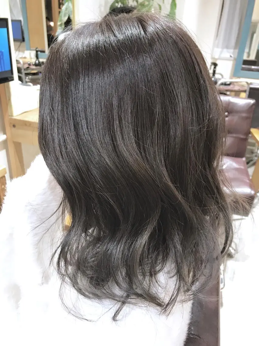 セミロング カラー パーマ ヘアアレンジ アディクシーカラー ヘアカラー トリートメント 縮毛矯正/美髪 髪質改善/石田幸輔のヘアスタイル