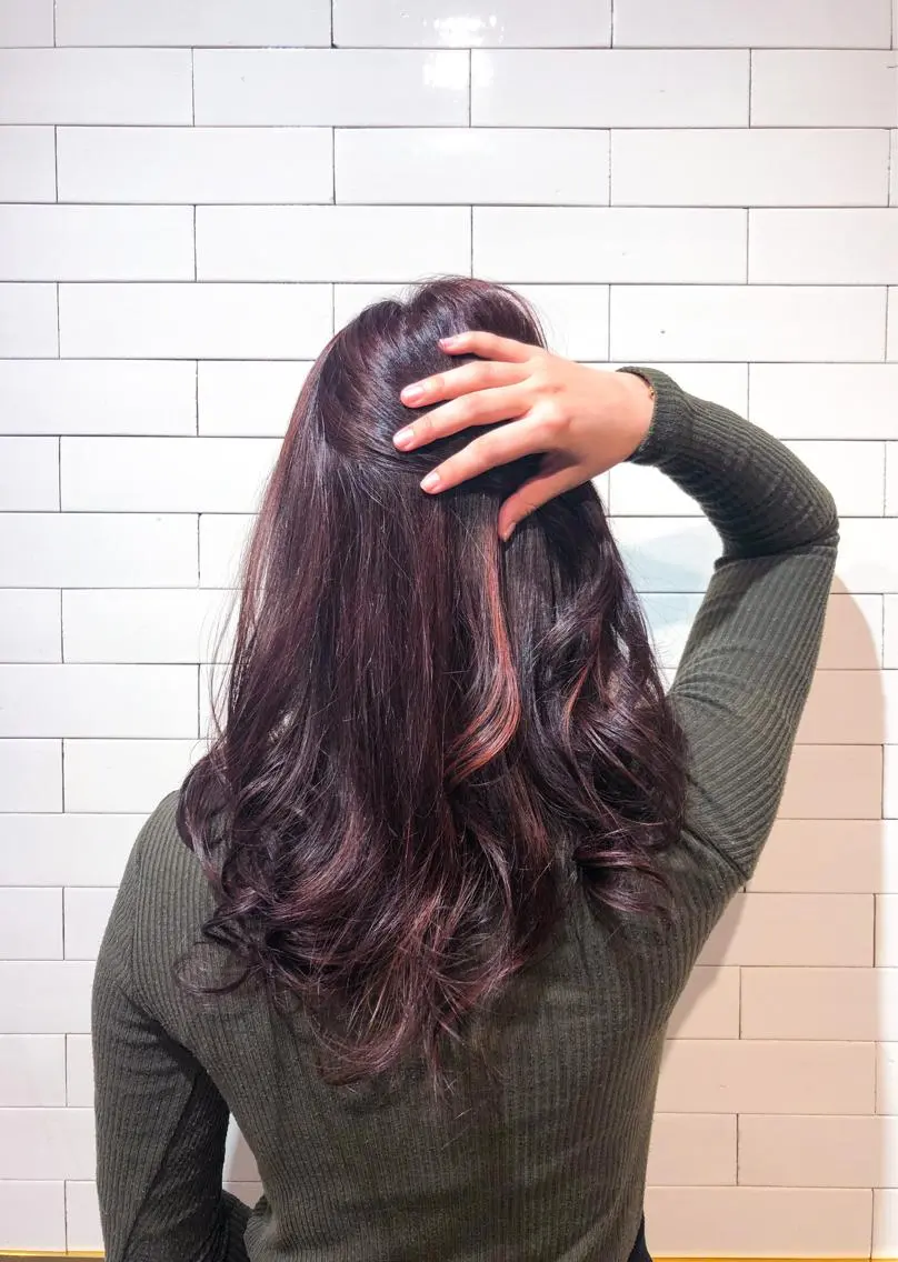 ミディアム EIGHT plum TOKIOリミテッドのヘアスタイル