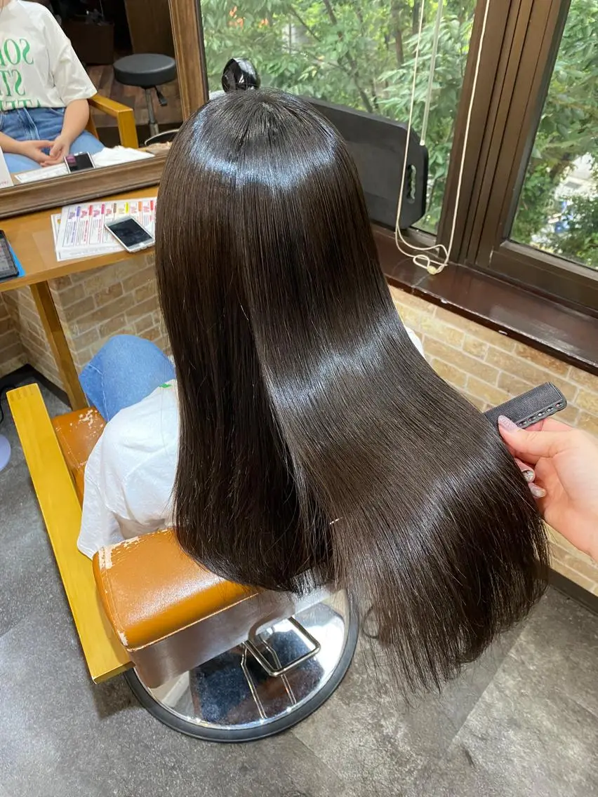 ロング ヘアカラー トリートメント 美髪ヘア 🤍erikaのヘアスタイル
