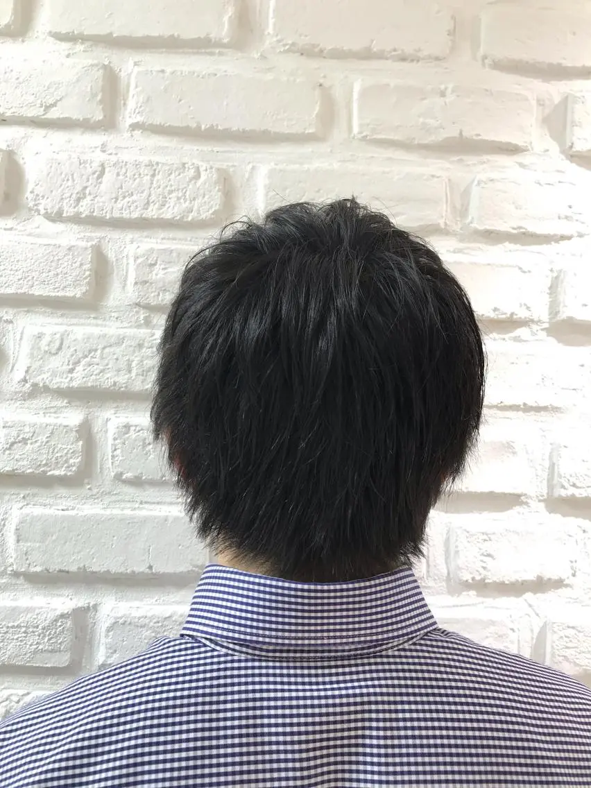 ショート メンズ 刈り上げ 【暖色カラー特化】 中山由梨のヘアスタイル