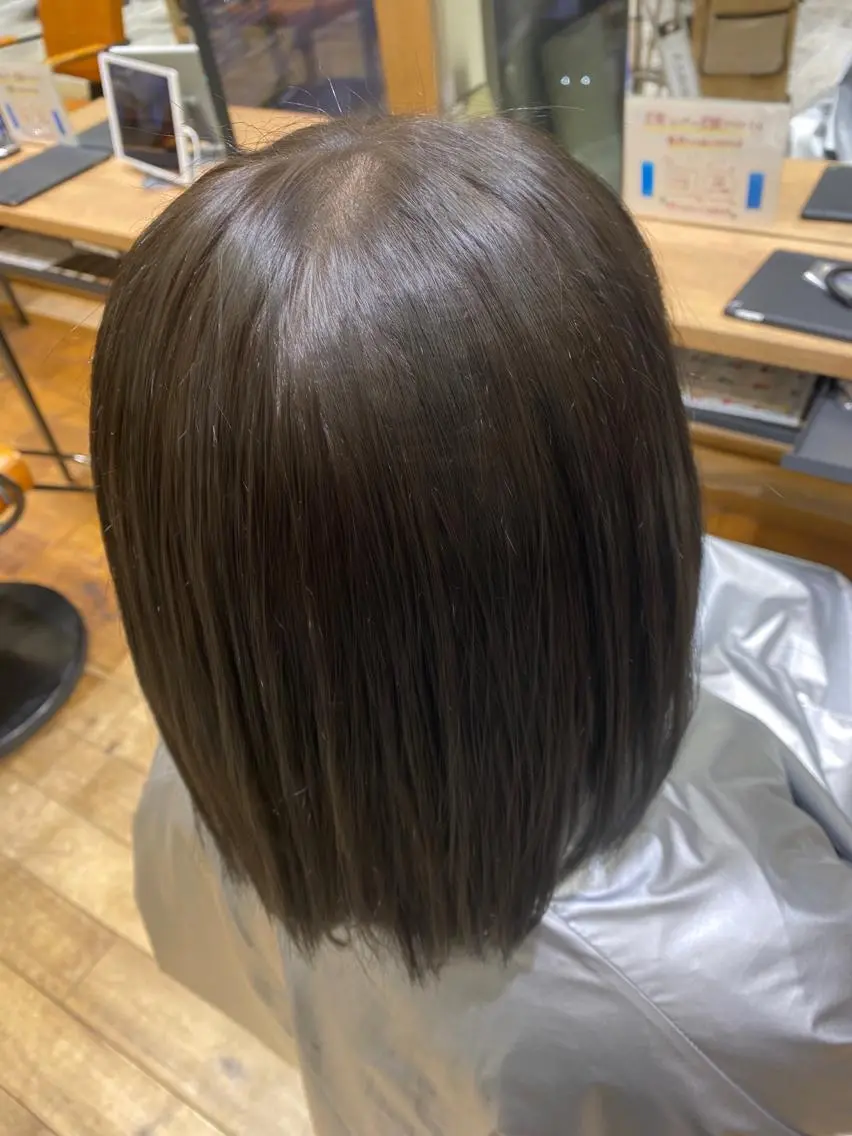 カラー 銀座/レイヤー 顔周りカット溝手優太のヘアスタイル