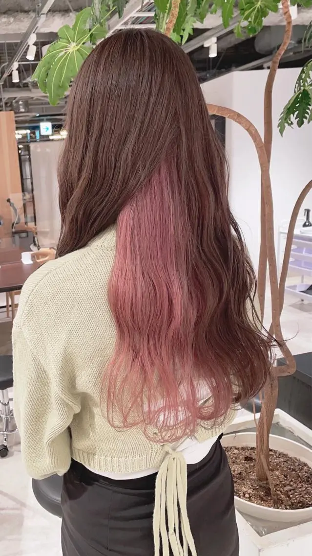 ロング カラー ブリーチ ブラウンカラー ピンクカラー ヘアカラー トリートメント 渋谷:インナーカラー ／🍒エリカ🍒のヘアスタイル