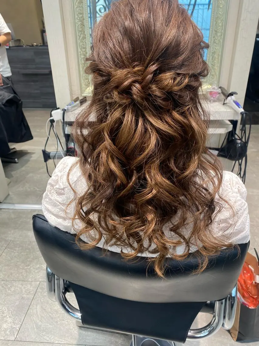 セミロング ヘアアレンジ ハーフアップ 🤍韓国風ヘア 柴田真帆🤍のヘアスタイル