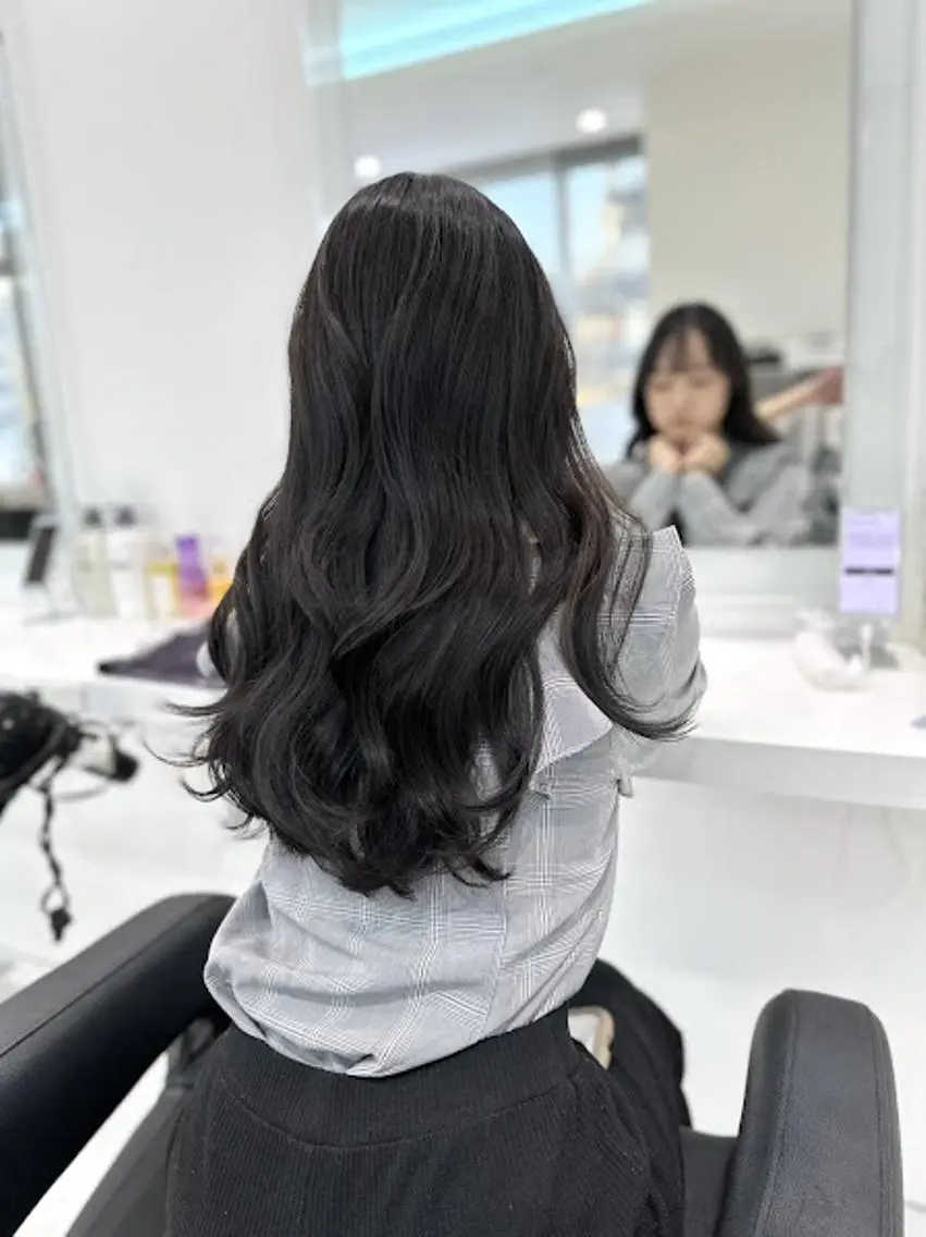 カラー official TUNE銀座🪞🪽のヘアスタイル