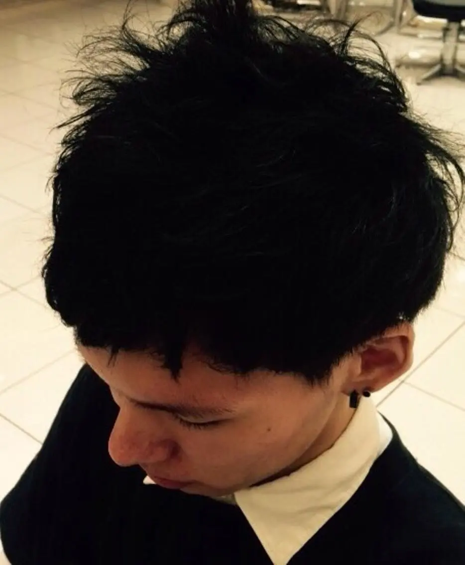 ショート カラー 小倉 聖也のヘアスタイル