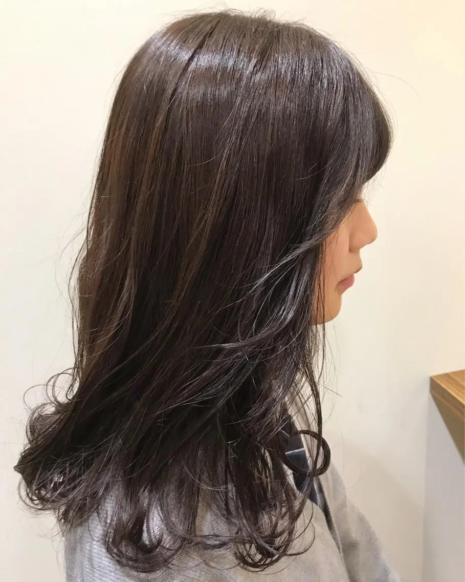 セミロング カラー パーマ 🍋透け感カラー🍃 オリーブ🍐Kahoのヘアスタイル