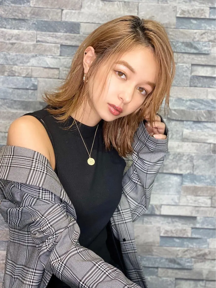 ミディアム カラー 外ハネヘア 代表✩.*˚白井 美香のヘアスタイル
