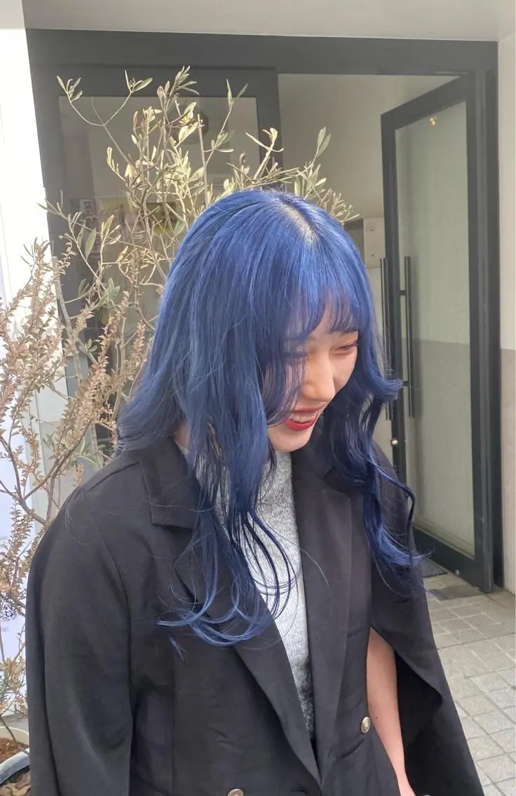 セミロング カラー ヘアカラー お洒落カジュアル🍃 まなとのヘアスタイル